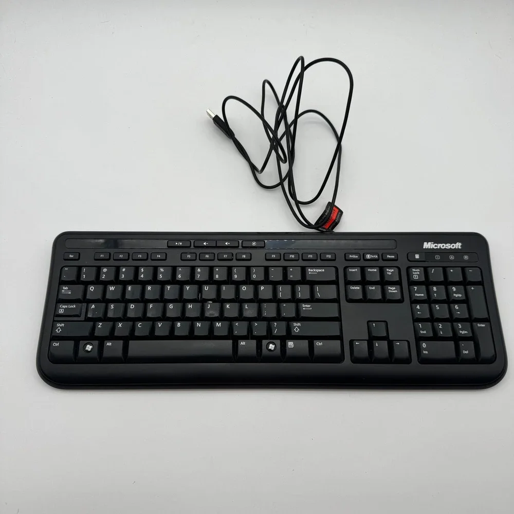 Microsoft Wired Keyboard 600 Model 1366‎ Black USB Full Size Media Keys QWERTY